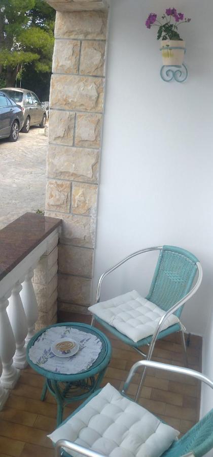 Apartment Tuja Jadrtovac Exterior foto